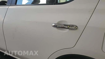 2017 Nissan Versa Sedan SV – miniatura 24