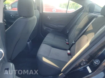 2017 Nissan Versa Sedan SV – miniatura 13