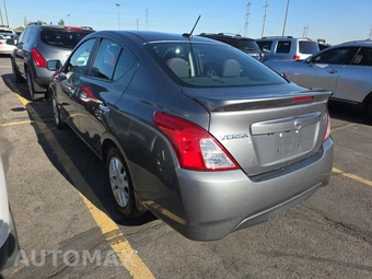 2017 Nissan Versa Sedan SV – miniatura 6
