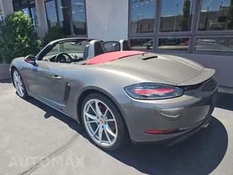 2017 Porsche 718 Boxster S – miniatura 2