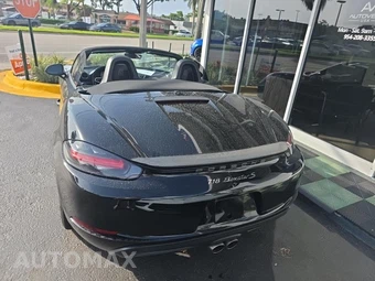 2017 Porsche 718 Boxster S – miniatura 5