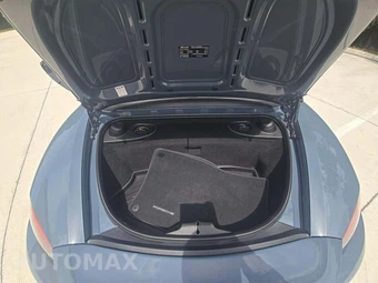 2017 Porsche 718 Boxster - miniatura 10
