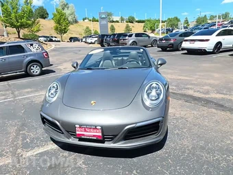 2017 Porsche 911 Carrera 4S Cabriolet