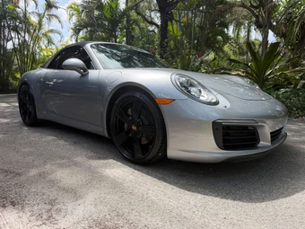 2017 Porsche 911 Carrera Cabriolet - miniatura 11