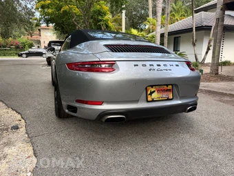 2017 Porsche 911 Carrera Cabriolet - miniatura 24