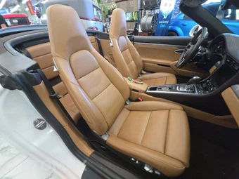 2017 Porsche 911 Carrera S Cabriolet – miniatura 18