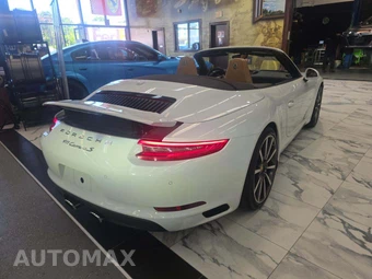 2017 Porsche 911 Carrera S Cabriolet – miniatura 3