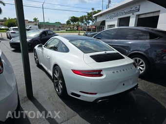 2017 Porsche 911 Carrera - miniatura 2