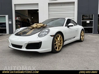2017 Porsche 911 Carrera - miniatura 3