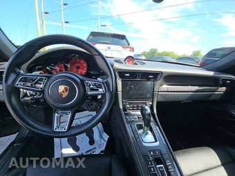 2017 Porsche 911 Targa 4 GTS - miniatura 11