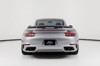 2017 Porsche 911 Turbo S - miniatura 4