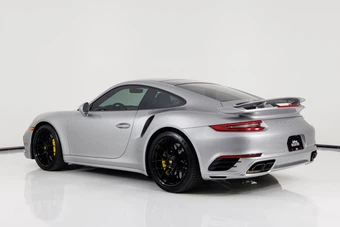 2017 Porsche 911 Turbo S - miniatura 5