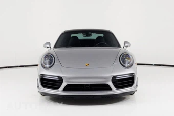 2017 Porsche 911 Turbo S - miniatura 8