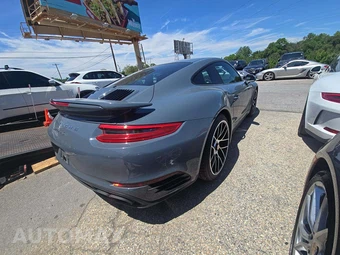 2017 Porsche 911 Turbo S – miniatura 3