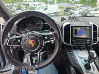 2017 Porsche Cayenne GTS – miniatura 10