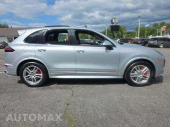 2017 Porsche Cayenne GTS – miniatura 4