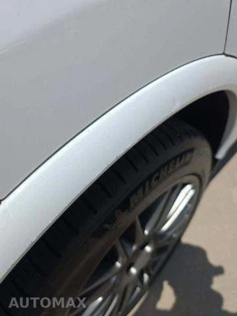 2017 Porsche Cayenne Platinum Edition - miniatura 21