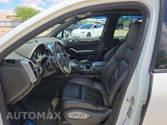 2017 Porsche Cayenne Platinum Edition - miniatura 6