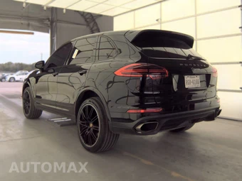 2017 Porsche Cayenne Platinum Edition – miniatura 6