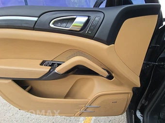 2017 Porsche Cayenne Platinum Edition – miniatura 9
