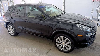 2017 Porsche Cayenne Platinum Edition - miniatura 3