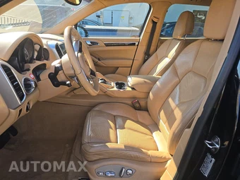 2017 Porsche Cayenne Platinum Edition - miniatura 7
