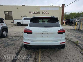 2017 Porsche Cayenne Platinum Edition – miniatura 22