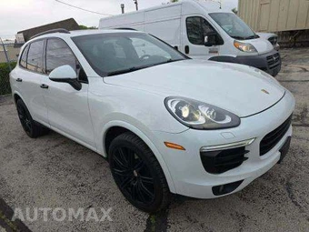 2017 Porsche Cayenne Platinum Edition – miniatura 4