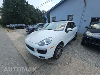 2017 Porsche Cayenne Platinum Edition