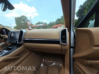 2017 Porsche Cayenne Platinum Edition – miniatura 19