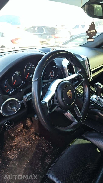 2017 Porsche Cayenne Platinum Edition – miniatura 21