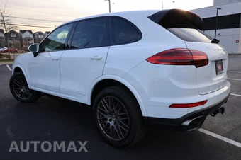 2017 Porsche Cayenne Platinum Edition - miniatura 5