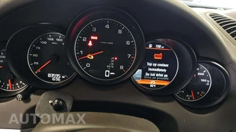 2017 Porsche Cayenne Platinum Edition – miniatura 20