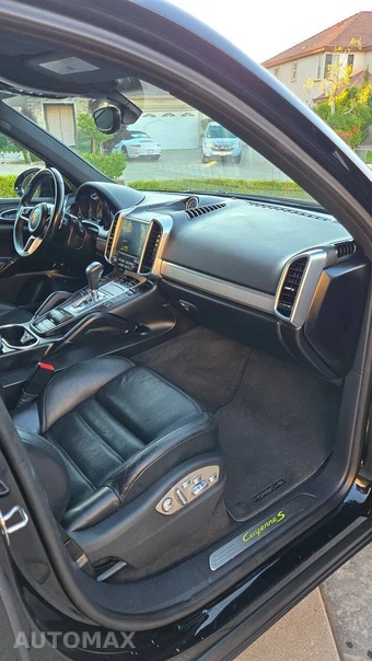 2017 Porsche Cayenne S E-Hybrid Platinum Ed - miniatura 16