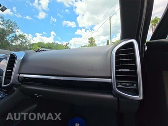 2017 Porsche Cayenne – miniatura 19