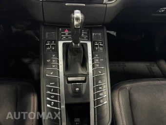 2017 Porsche Macan GTS - miniatura 16