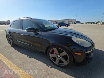 2017 Porsche Macan GTS – miniatura 3