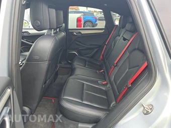 2017 Porsche Macan GTS – miniatura 13