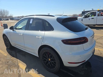 2017 Porsche Macan GTS – miniatura 6