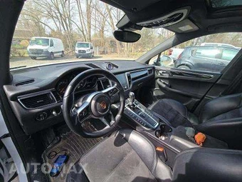 2017 Porsche Macan GTS - miniatura 26