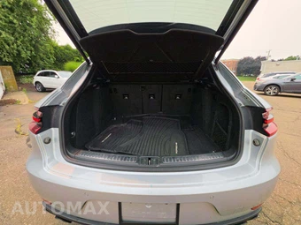 2017 Porsche Macan GTS – miniatura 11