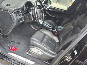 2017 Porsche Macan S – miniatura 6