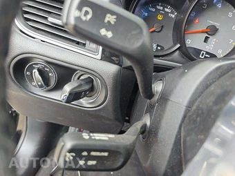 2017 Porsche Macan S – miniatura 8