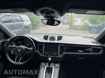 2017 Porsche Macan S – miniatura 14