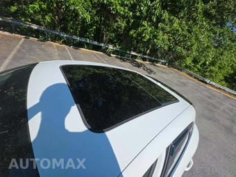 2017 Porsche Macan S – miniatura 9