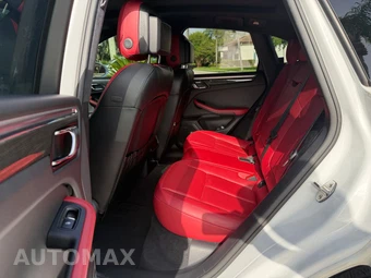 2017 Porsche Macan Turbo - miniatura 24