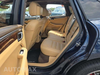 2017 Porsche Macan Turbo – miniatura 13