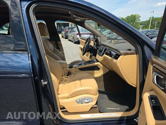 2017 Porsche Macan Turbo – miniatura 18