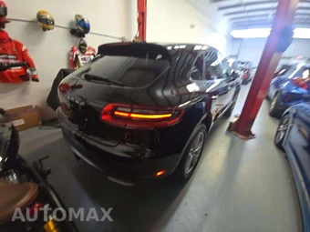 2017 Porsche Macan - miniatura 3