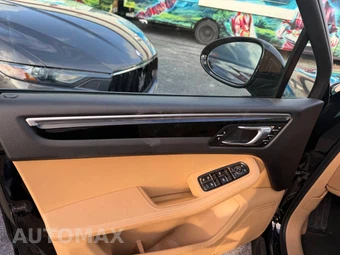 2017 Porsche Macan - miniatura 15